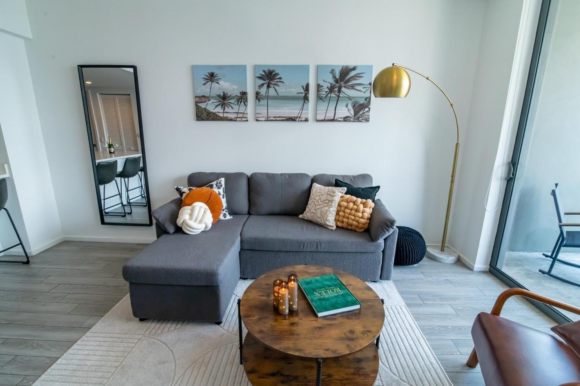 Luxurious King Bed Suite In Downtown Miami Exterior foto